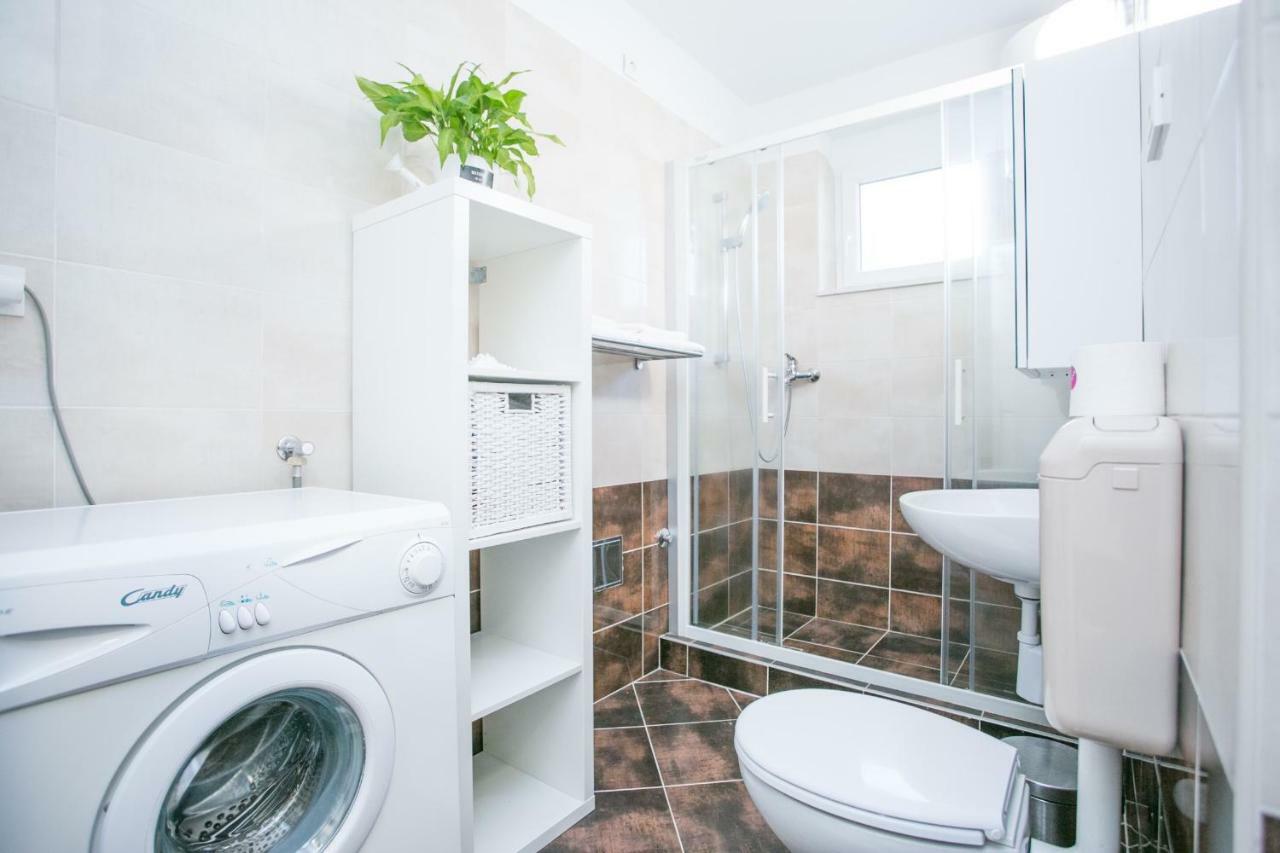 Ferienwohnung Modern Living In The Heart Of Trogir Exterior foto